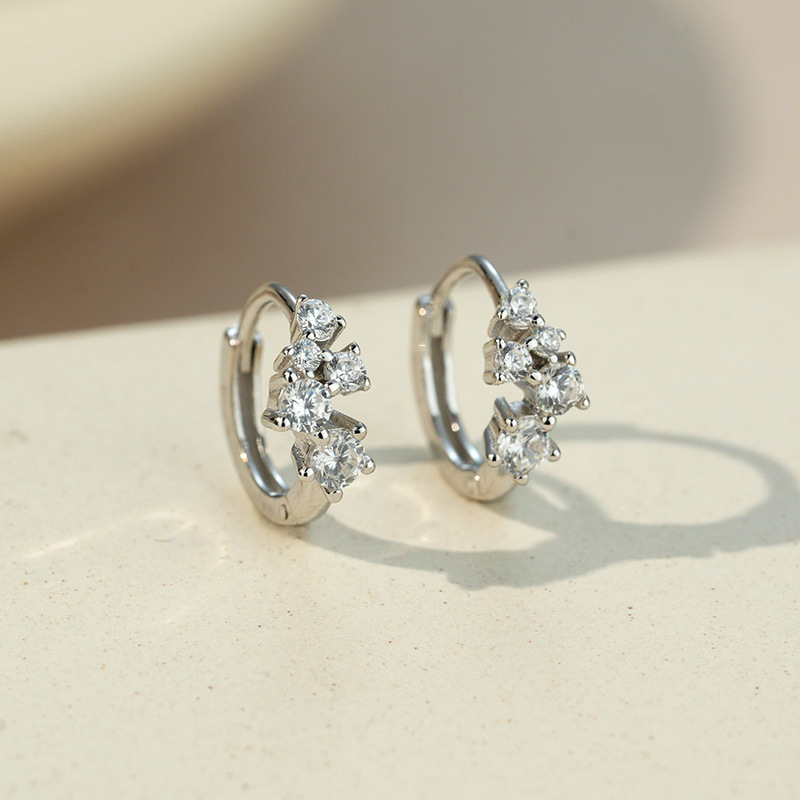 Серьги-кольца из стерлингового – обзор и цена Cluster Stud Ear